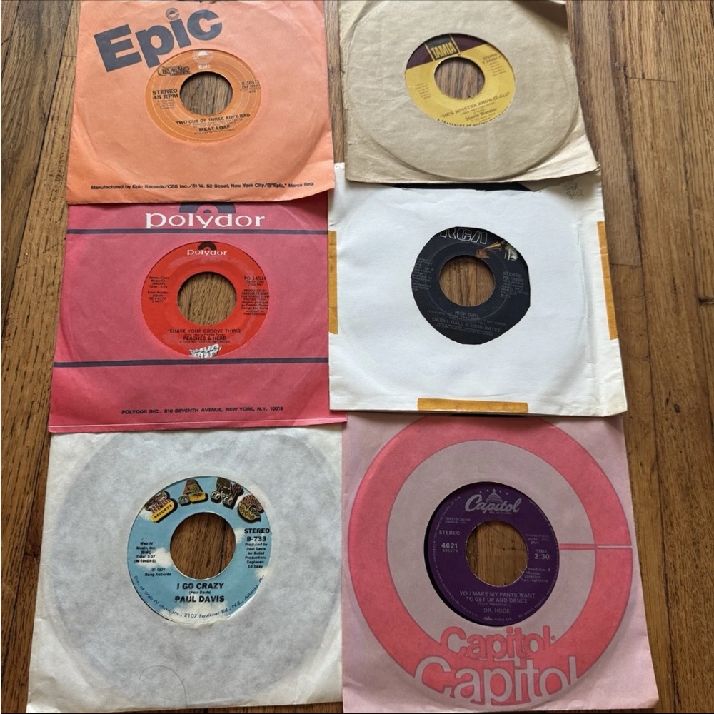 Lot Of 45 1970s 7” 45rpm Records with Case - Picture 7 of 11